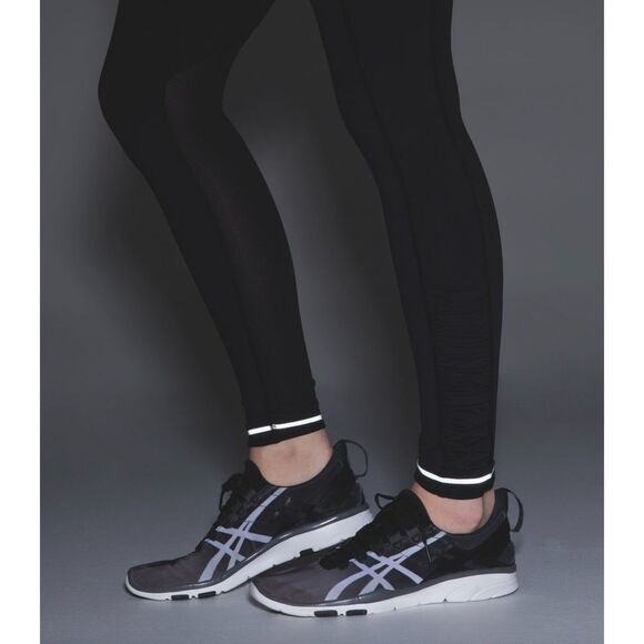 EUC Lululemon Speed Tight IV Leggings Black Size 6 I High-Performance Activewear - Picture 12 of 16